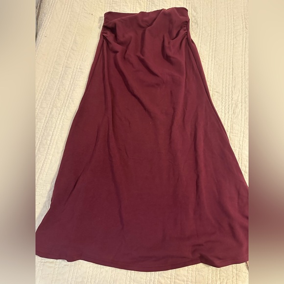 OGL Dresses & Skirts - OGL  NWT Meduim Deep Maroon  Maxi Skirt